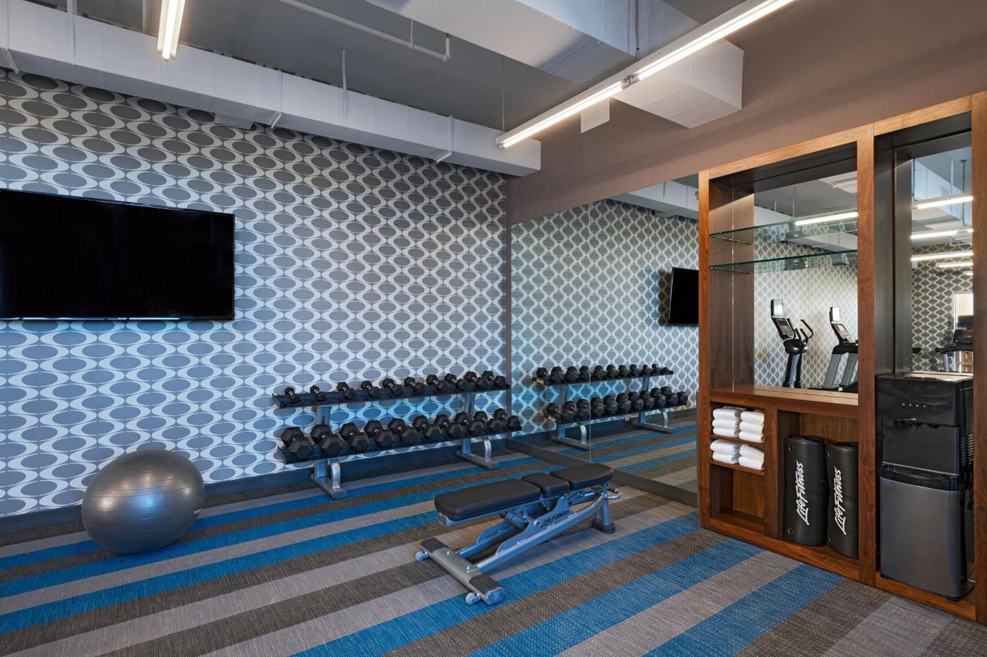 Aloft Waco Downtown Otel Dış mekan fotoğraf