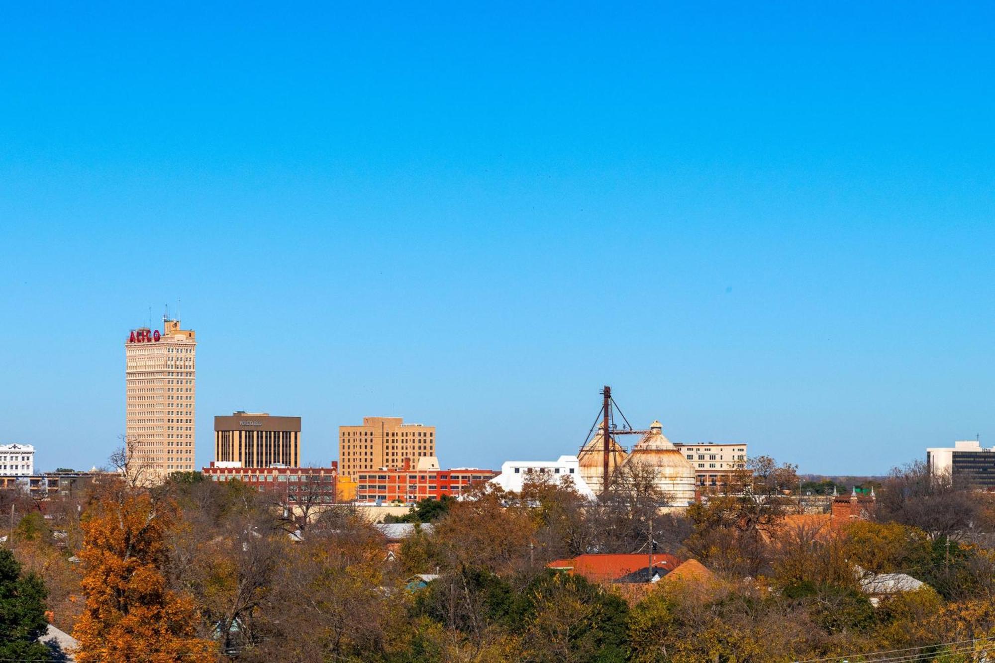 Aloft Waco Downtown Otel Dış mekan fotoğraf